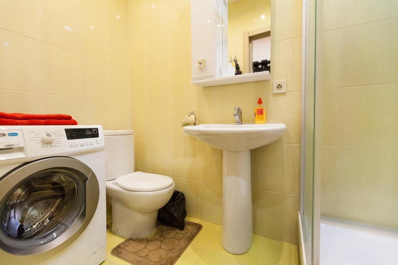 Sun City Apart Hotel Dnipro Bagian luar foto