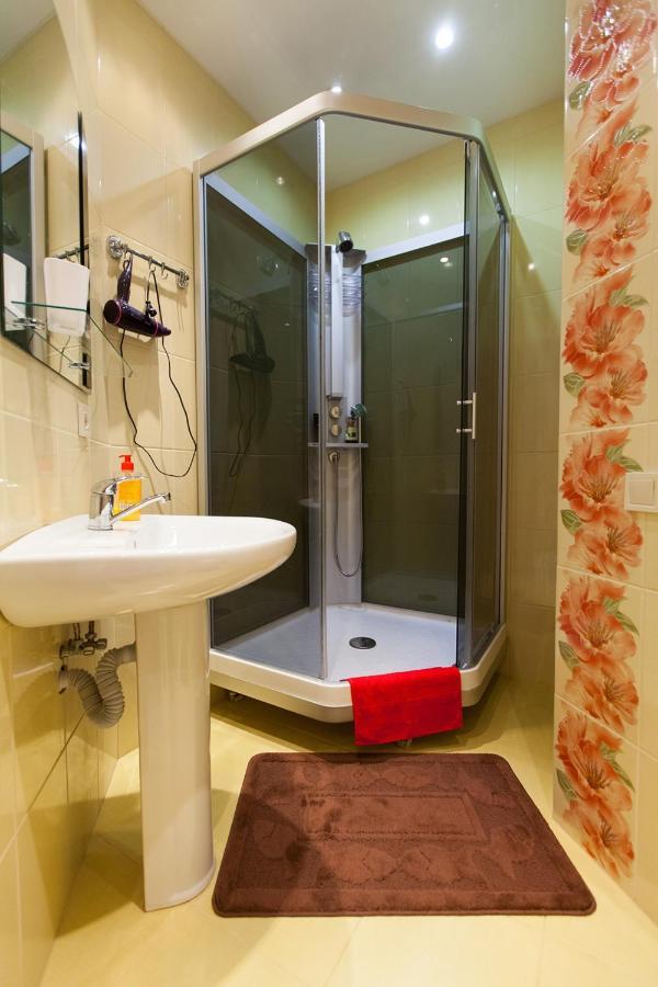Sun City Apart Hotel Dnipro Bagian luar foto