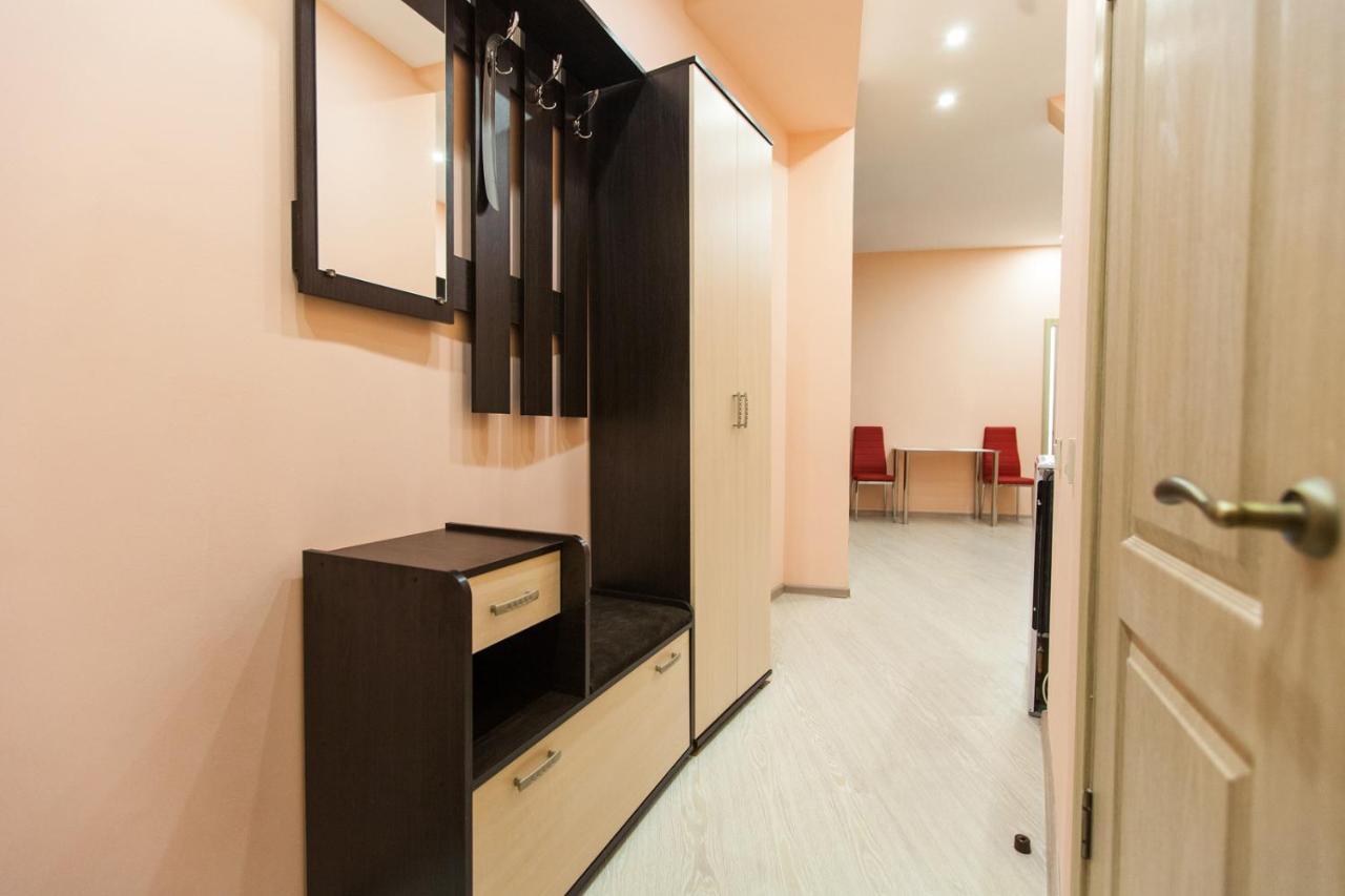 Sun City Apart Hotel Dnipro Bagian luar foto