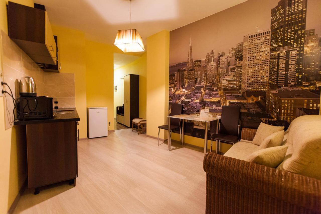 Sun City Apart Hotel Dnipro Bagian luar foto