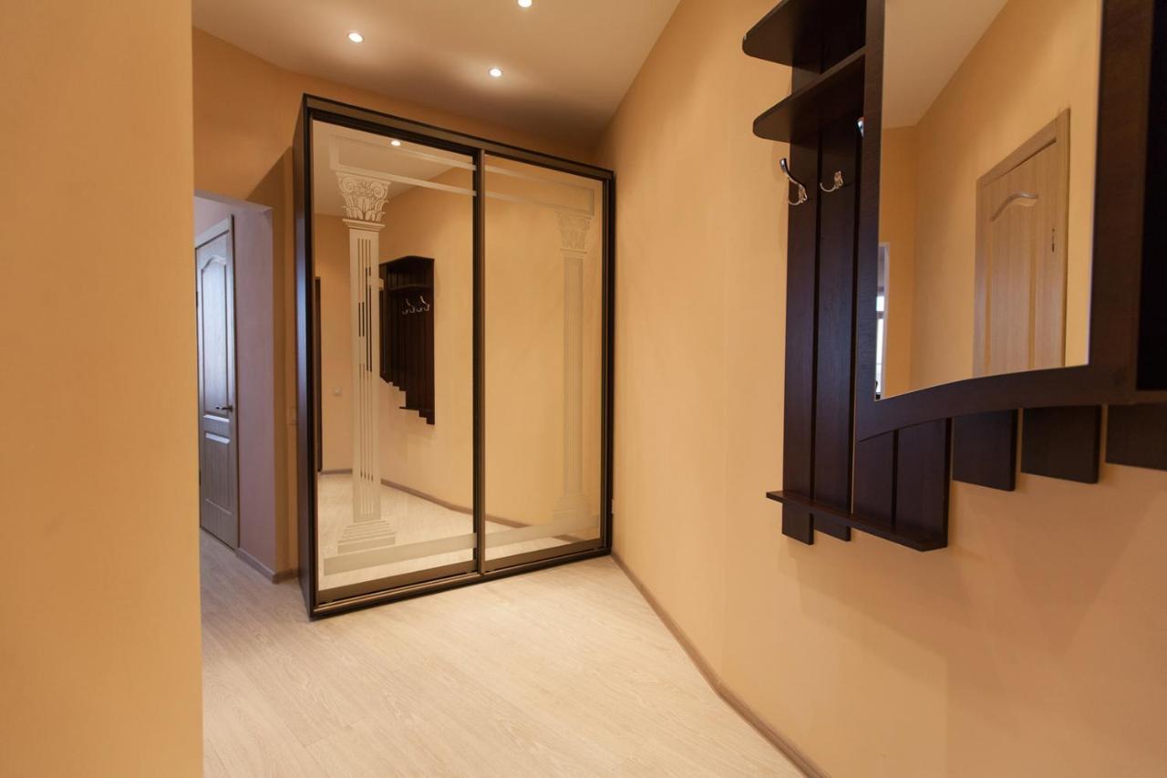 Sun City Apart Hotel Dnipro Bagian luar foto