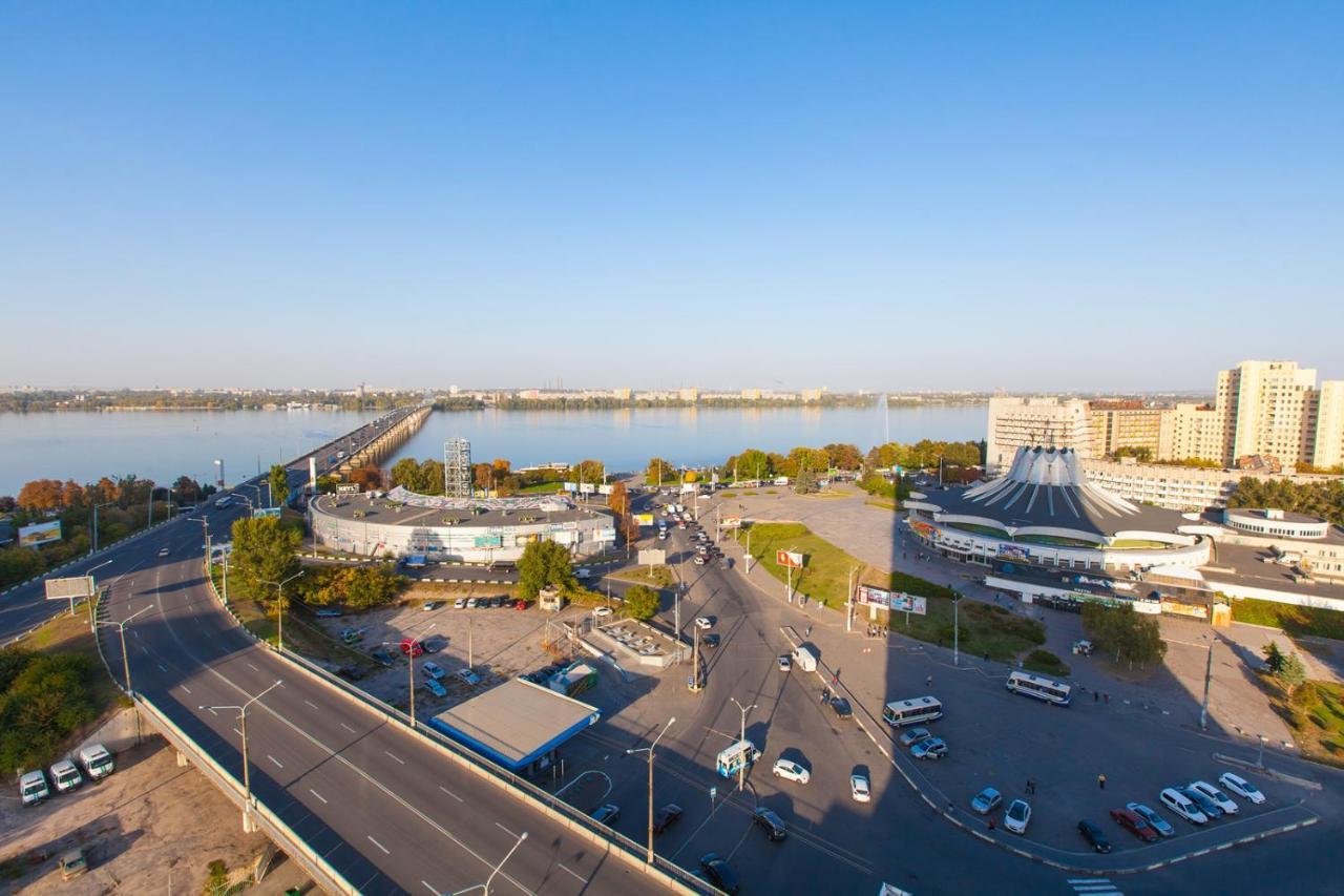 Sun City Apart Hotel Dnipro Bagian luar foto